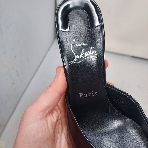 CHRISTIAN LOUBOUTIN Me Dolly Patent Leather Black Heel Sandal - Picture 5 of 11